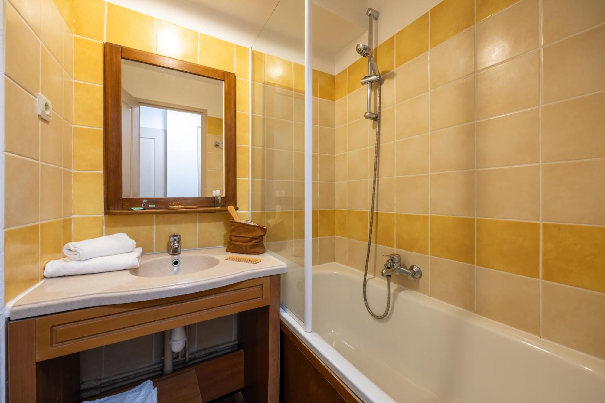 Residence Pierre & Vacances Les Trois Domaines Акс-ле-Терм Экстерьер фото