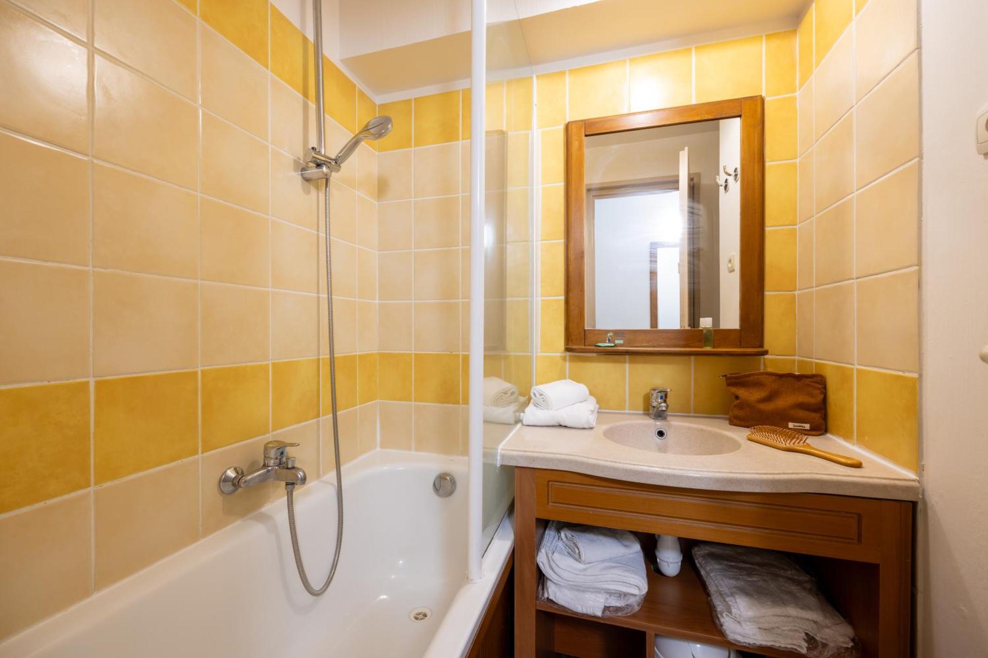 Residence Pierre & Vacances Les Trois Domaines Акс-ле-Терм Экстерьер фото