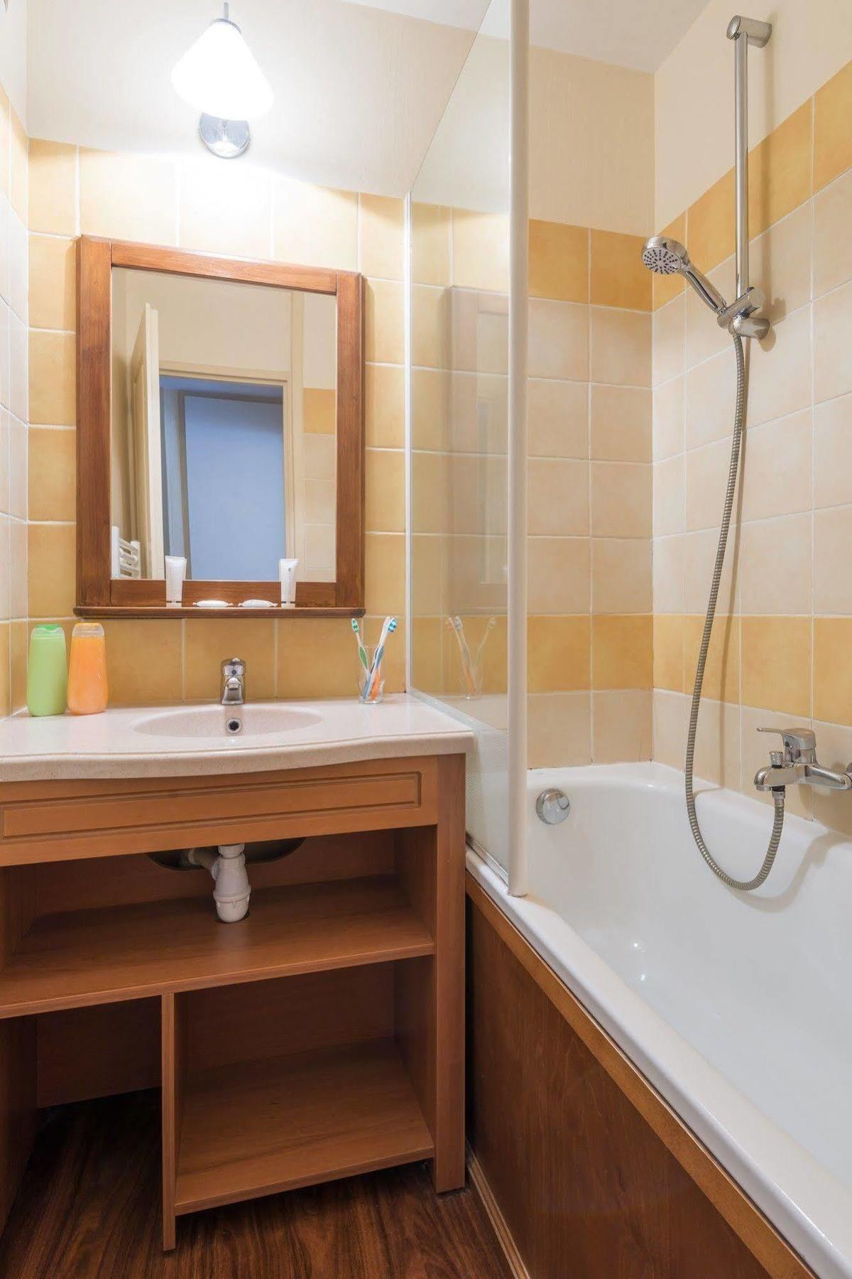 Residence Pierre & Vacances Les Trois Domaines Акс-ле-Терм Экстерьер фото